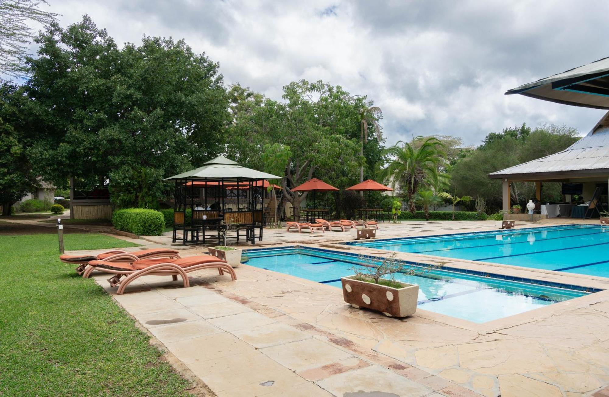 Lukenya Getaway Hotel Athi River Exterior photo