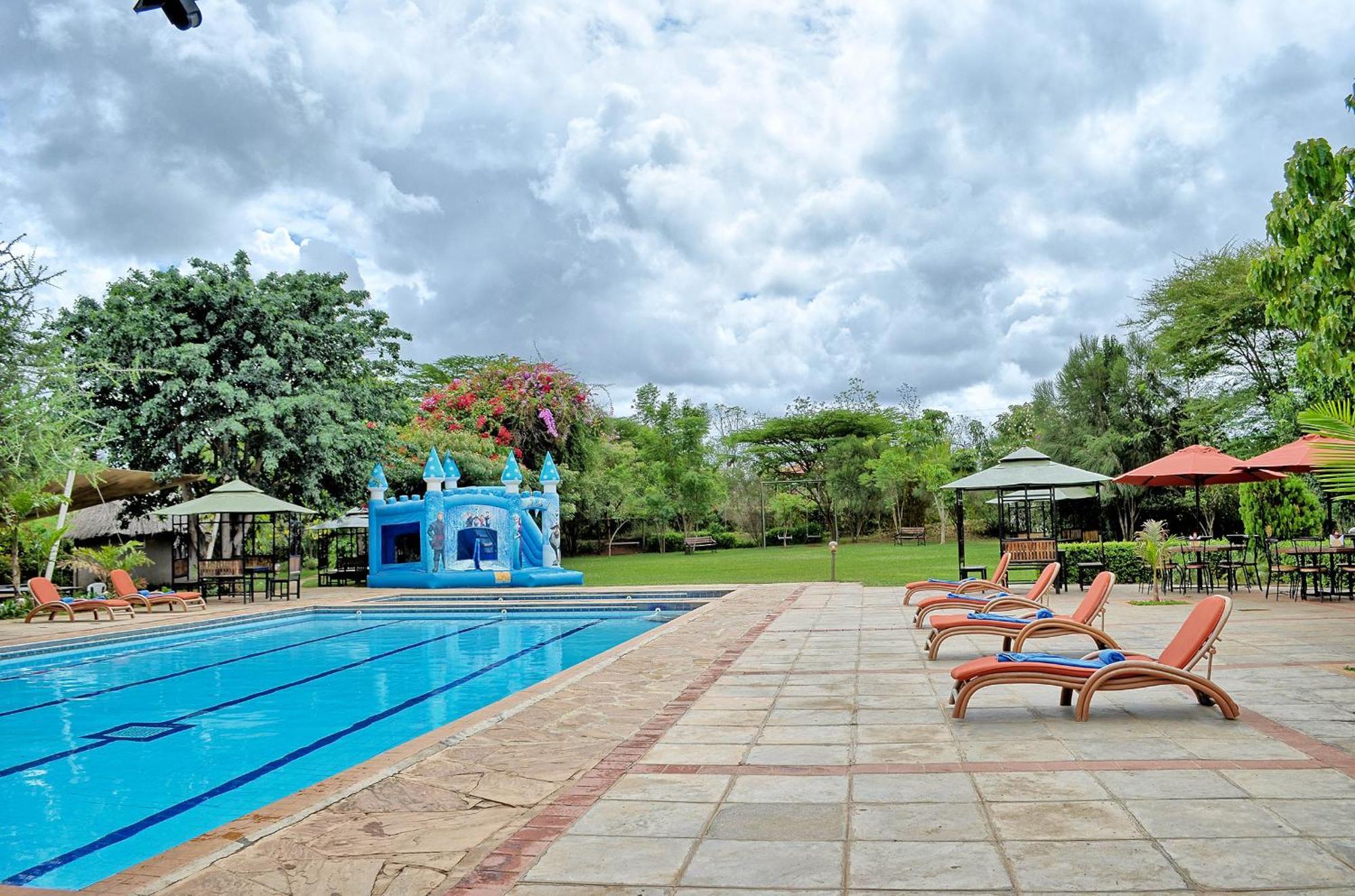 Lukenya Getaway Hotel Athi River Exterior photo